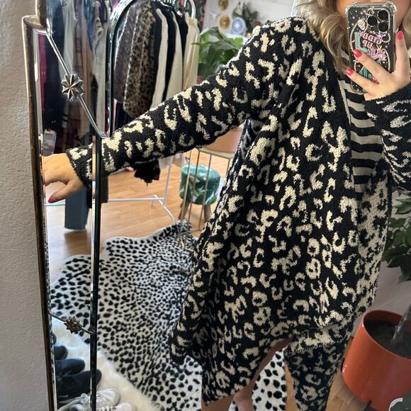 Ugg phoebe leopard wrap cardigan fuzyy sherpa - Picture 3 of 5